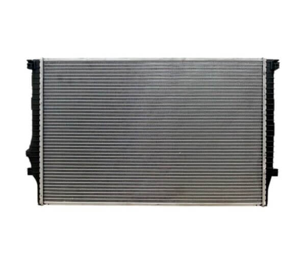 Radiador Audi A3 S3 TT Motor 2.0 TFSI ou Volkswagen Golf GTI Passat Tiguan Motor 2.0 TSI 41-13529.132